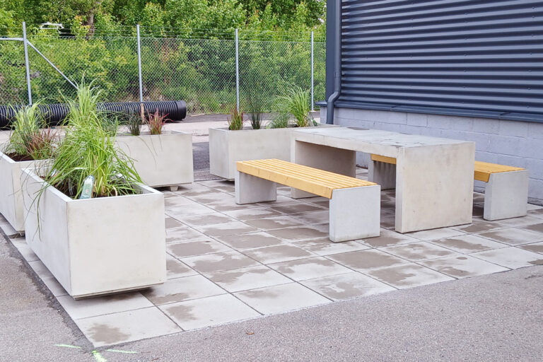 betongbord utomhus