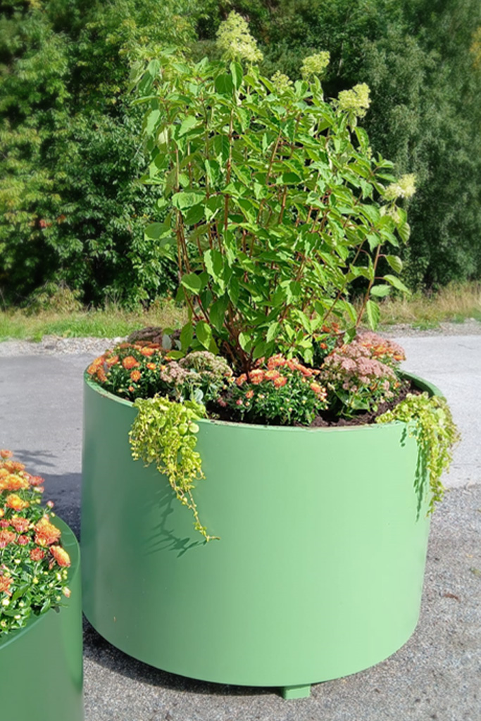 green city planter orbit i ral 6011