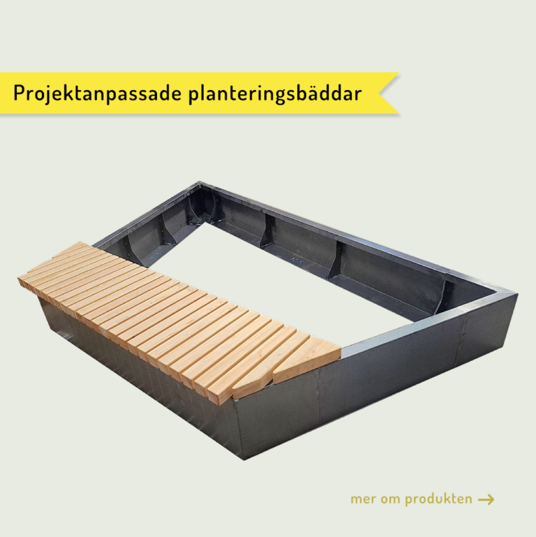 cortenkant med bänk i trä