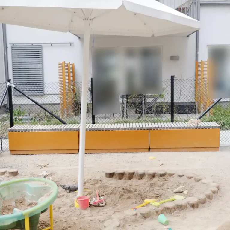 planteringskärl vid skola